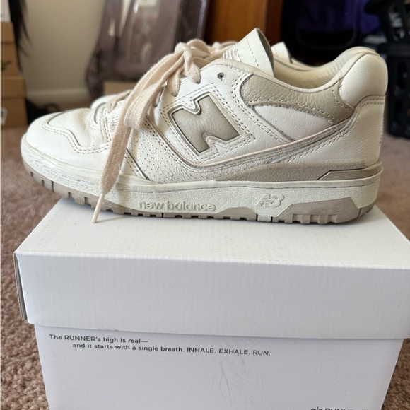 New Balance 550 Low-Top Sneakers in Cream and Tan - Picture 4 of 5